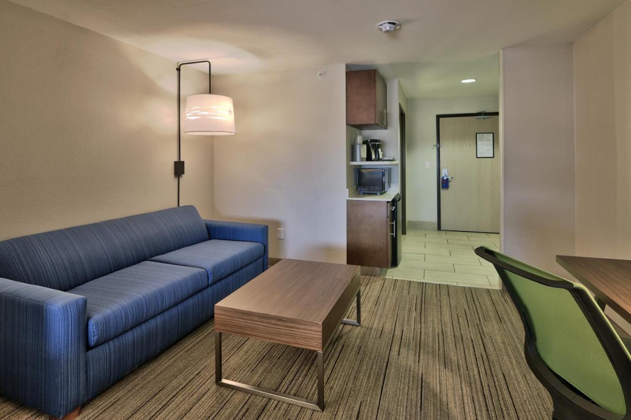 Holiday Inn Express & Suites Portales By Ihg Esterno foto