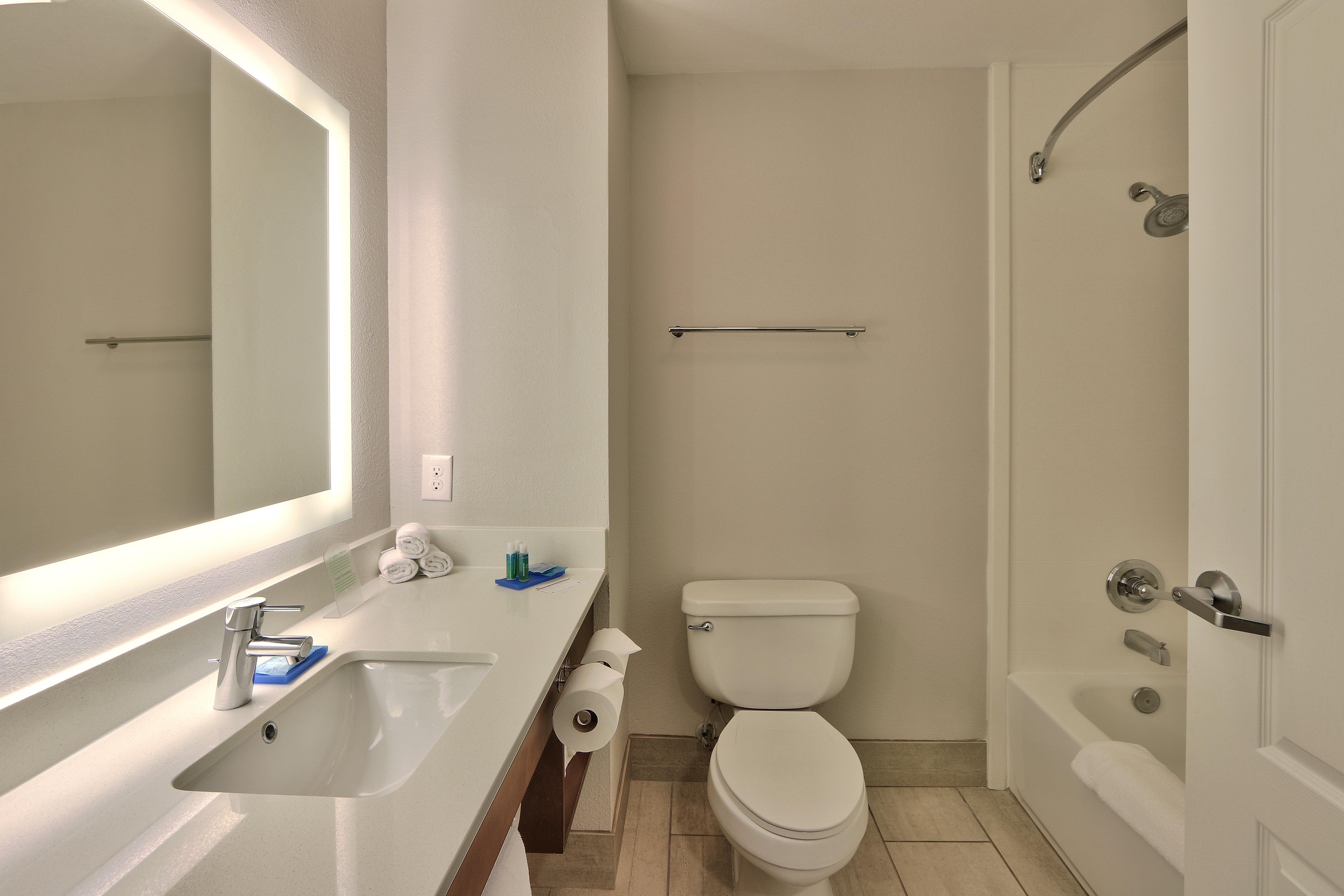 Holiday Inn Express & Suites Portales By Ihg Esterno foto