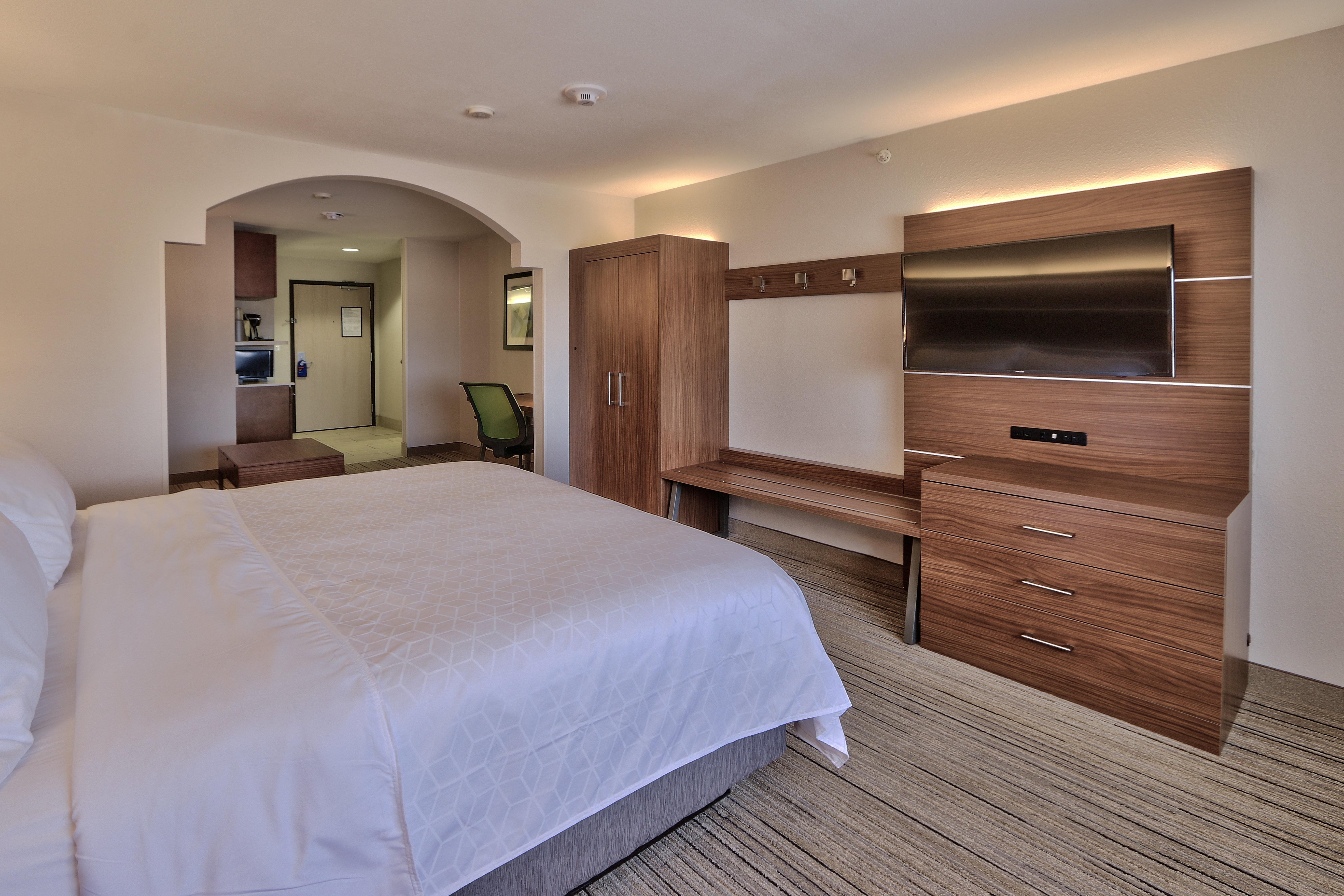 Holiday Inn Express & Suites Portales By Ihg Esterno foto